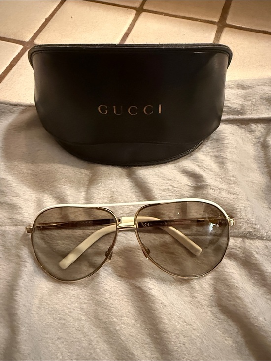 Gucci Other - Gucci GG1827/S BNCK Gold White Aviator Sunglasses Made in Italy w/ Case